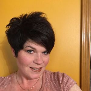 Meet your Posher, Casey